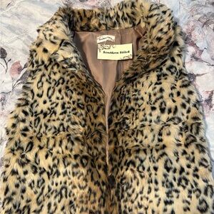 Women’s Southern Stitch Fur Vest